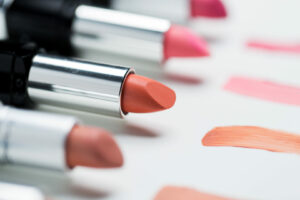 verschiedene Lippenstifte